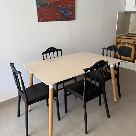 Old Port Apartment Sarande